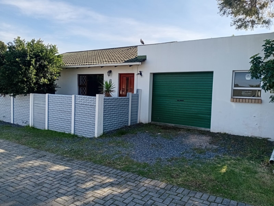 3 Bedroom Property for Sale in Nahoon Valley Park Eastern Cape